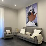 Casa Leone IV